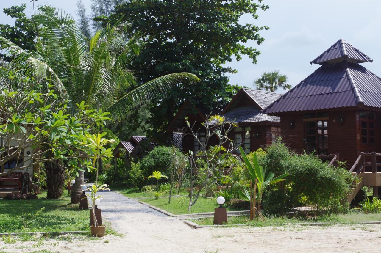 Thai House Beach Resort Ko Lanta Exterior foto