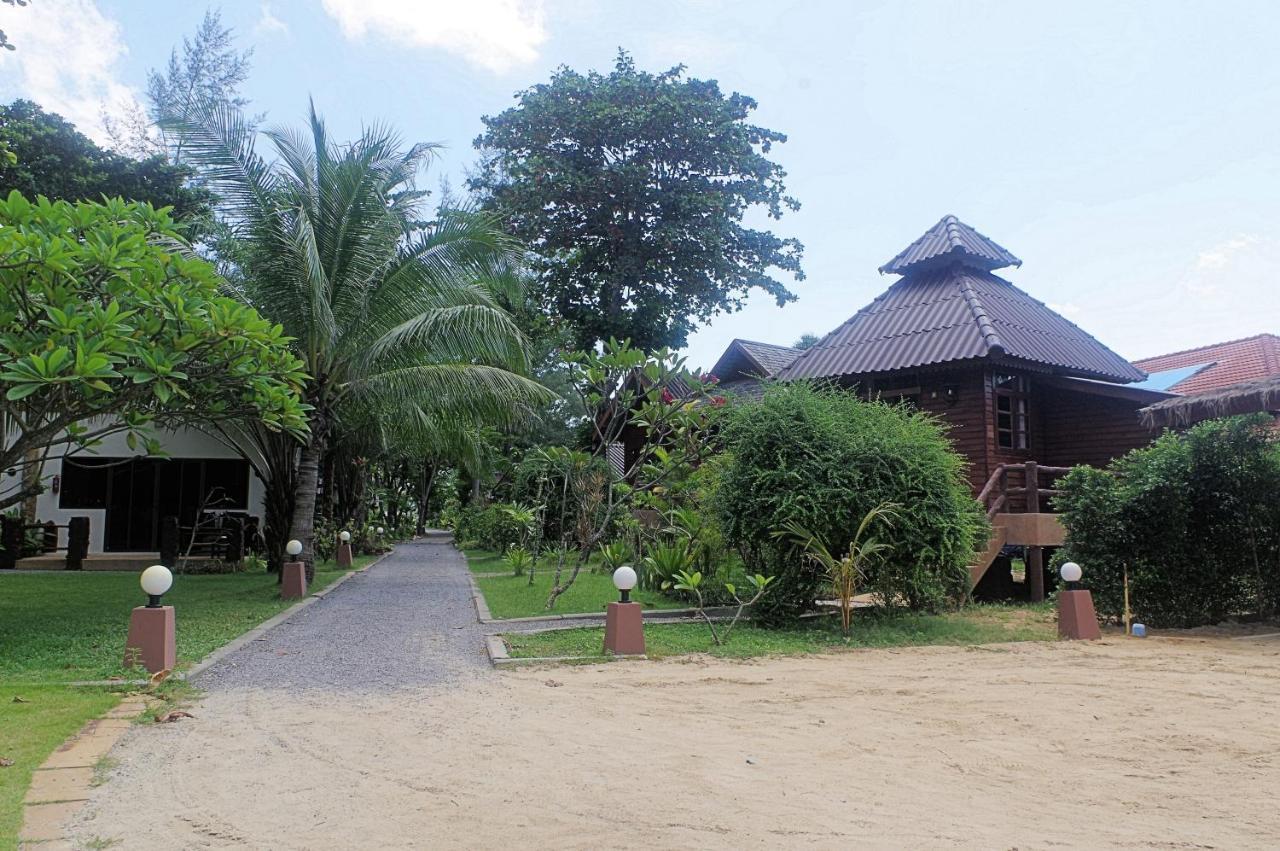 Thai House Beach Resort Ko Lanta Exterior foto